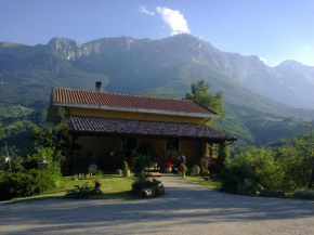  B&B Le Ginestre  Кастелли